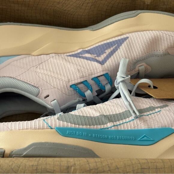 Nike Juniper Trail 2 Women’s Trail Running Shoes Pearl Pink Racer Blue Size 8 - Picture 8 of 11